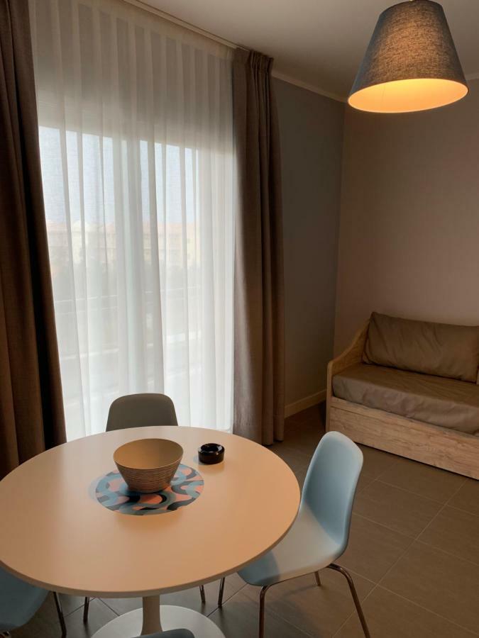 Red'S Apartments Torre Melissa Dış mekan fotoğraf